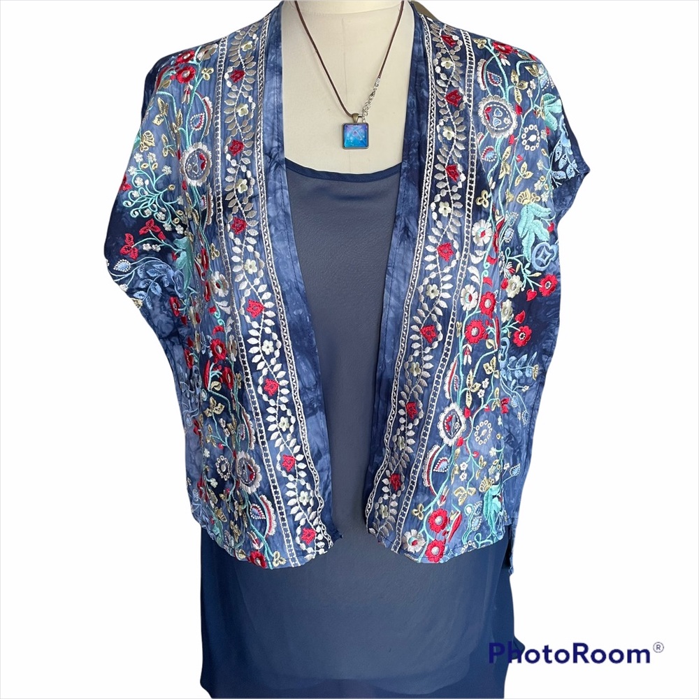 🎉HOST PICK12pm by Mon Ami Children’s&Kimono Vests